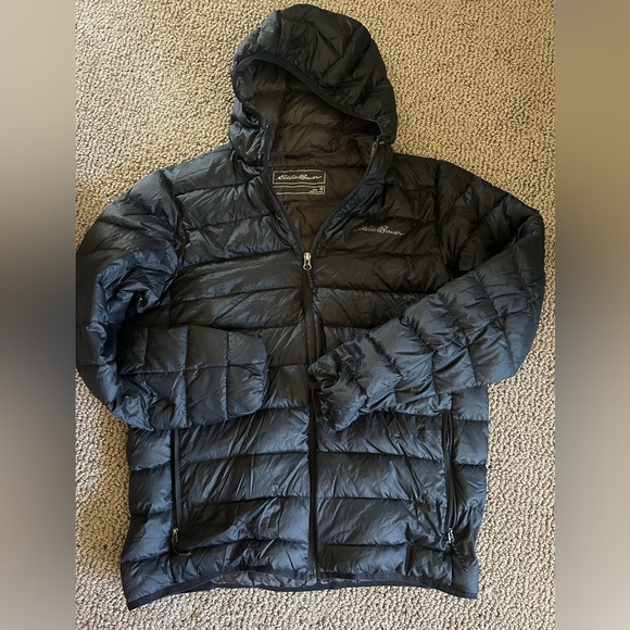 Eddie Bauer Men’s Lightweight Down Jacket - Picture 1 of 3